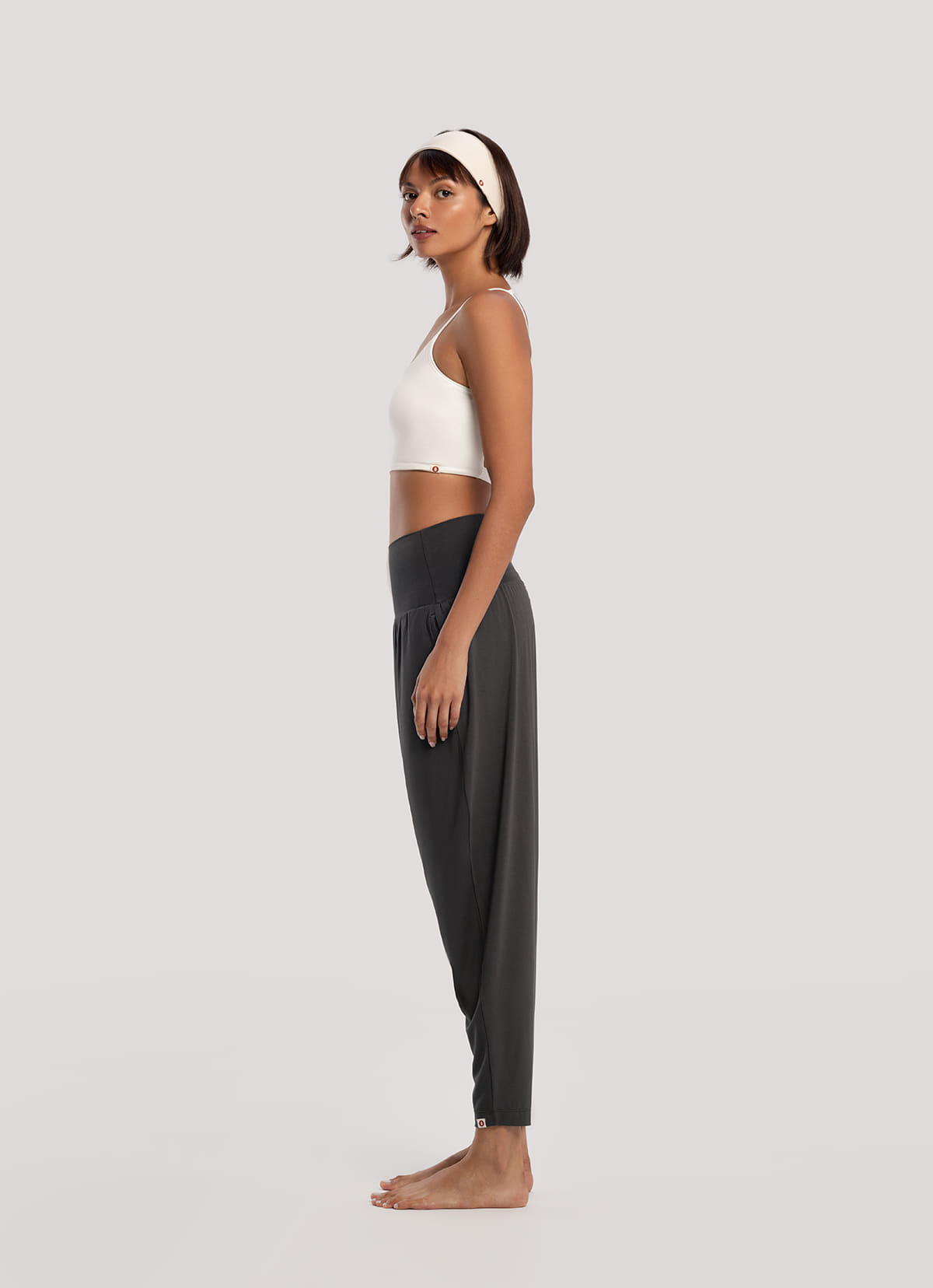 Shirring crop pants_Turkish Coffee