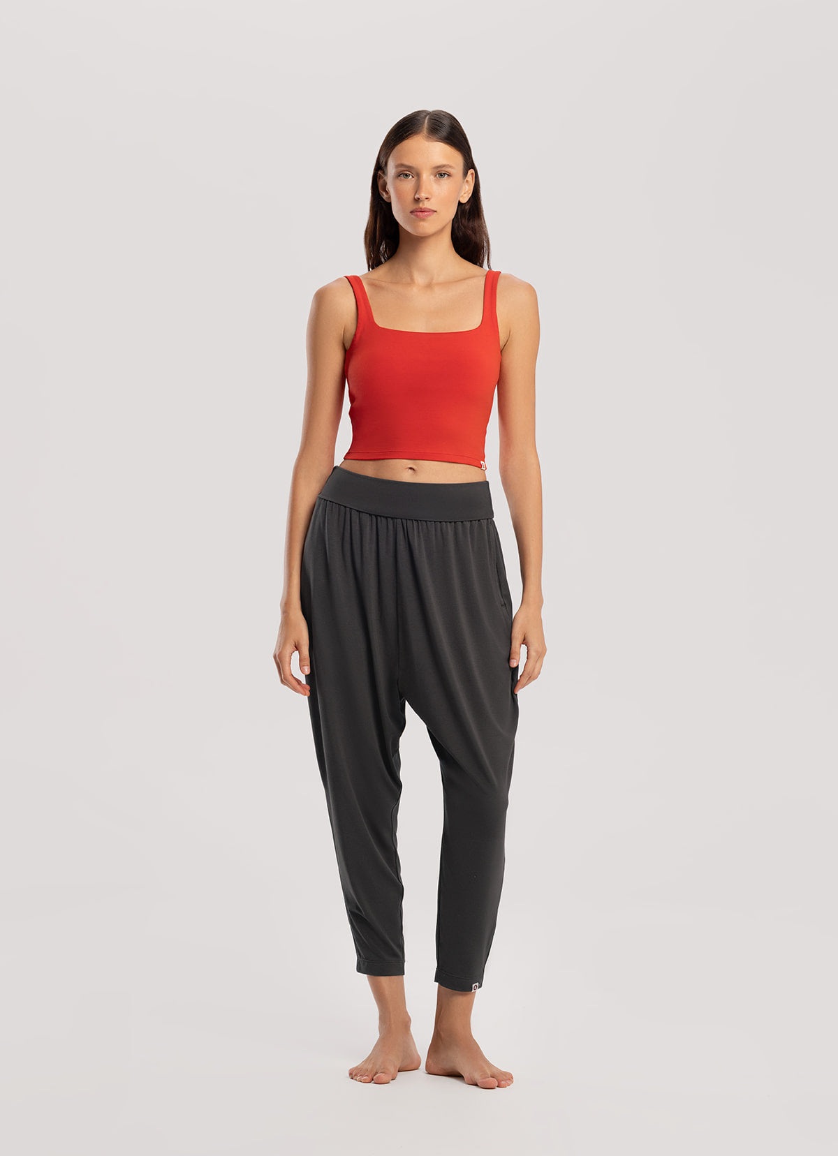 Shirring crop pants_Turkish Coffee