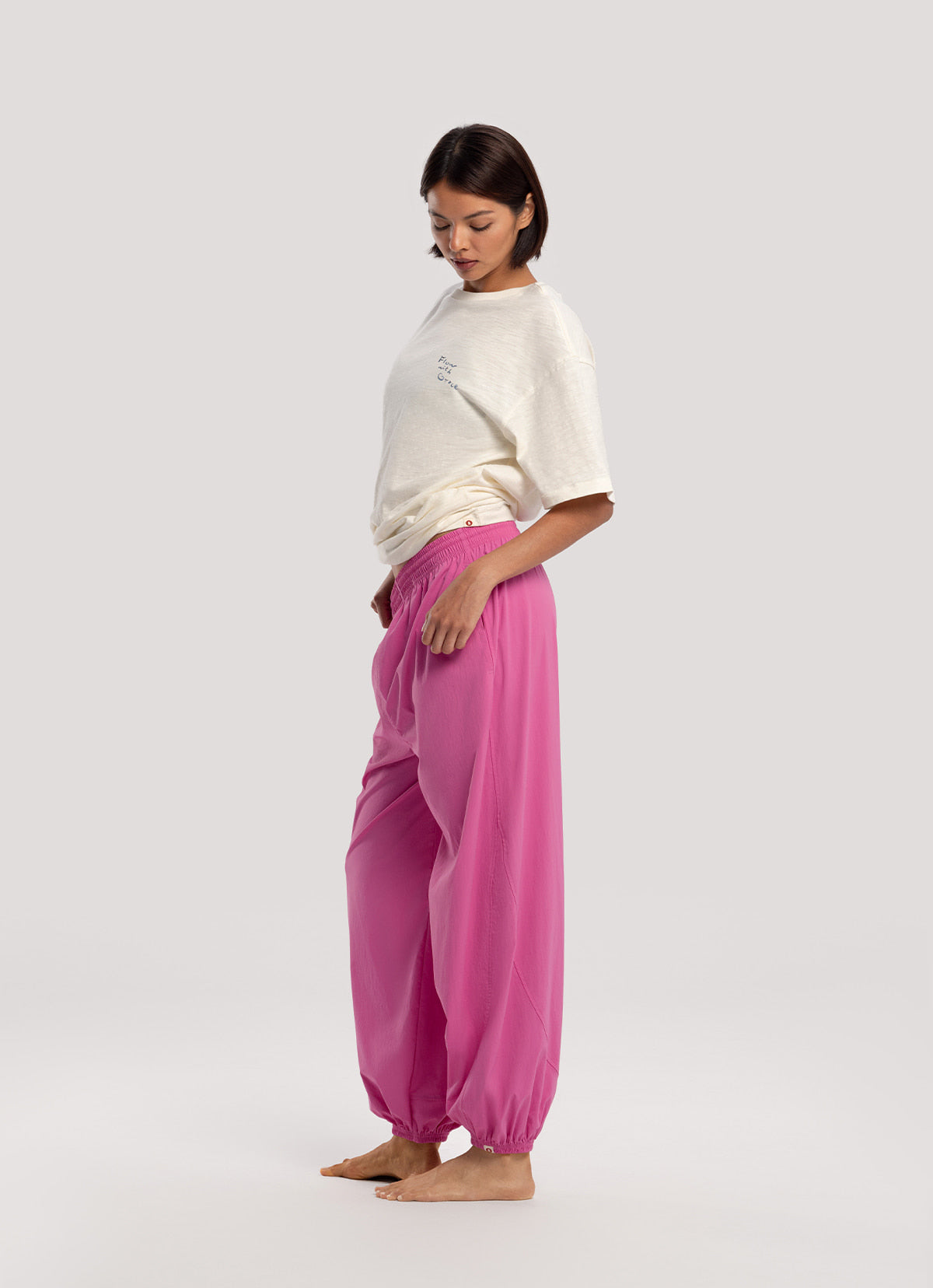 Diagonal jogger pants (Nylon ver.) (Unisex)_Fiji Flower