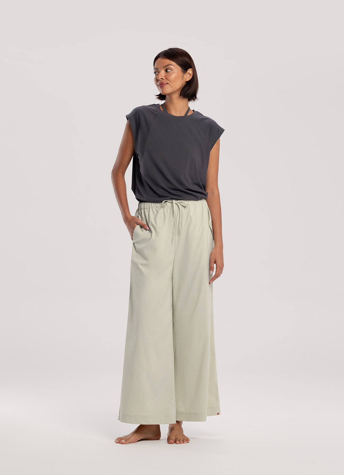 Light straight pants_Celadon Tint