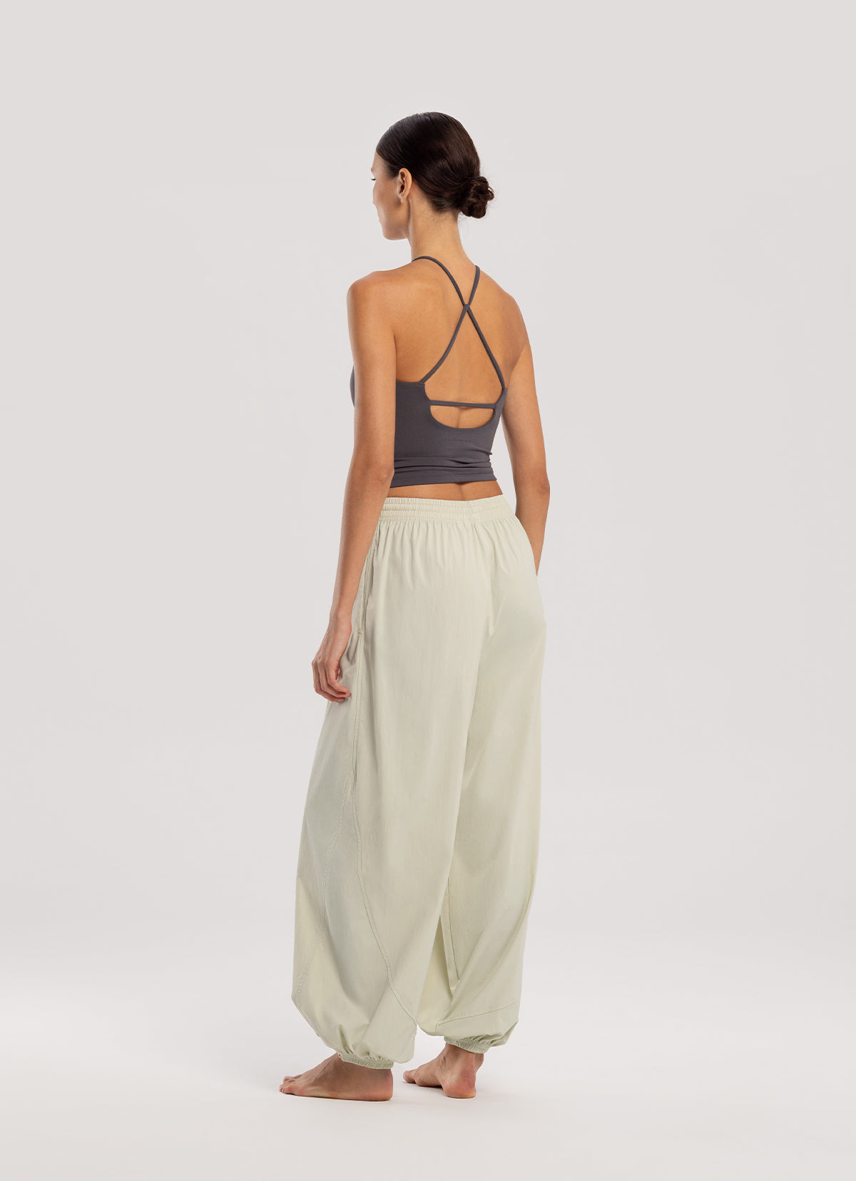 Triangle tank top_Blackened Pearl