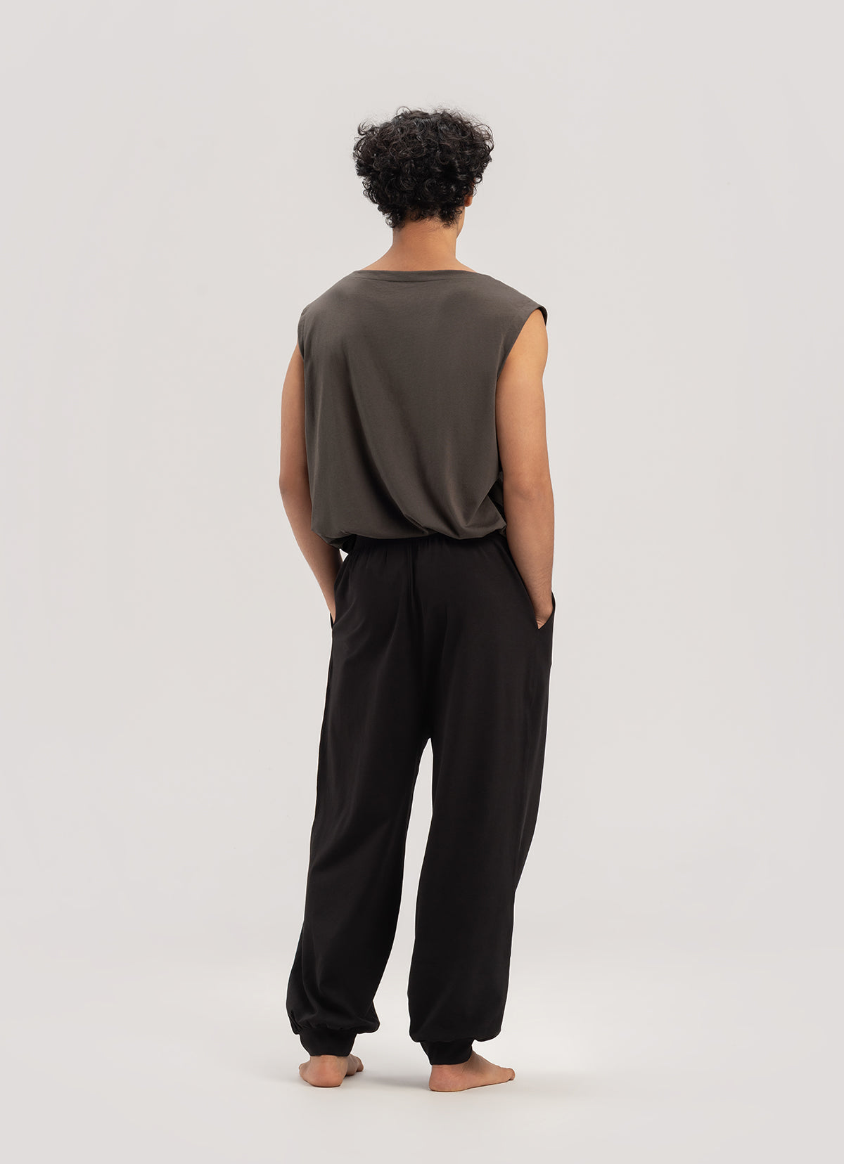 Boatneck sleeveless (Unisex)_Major Brown