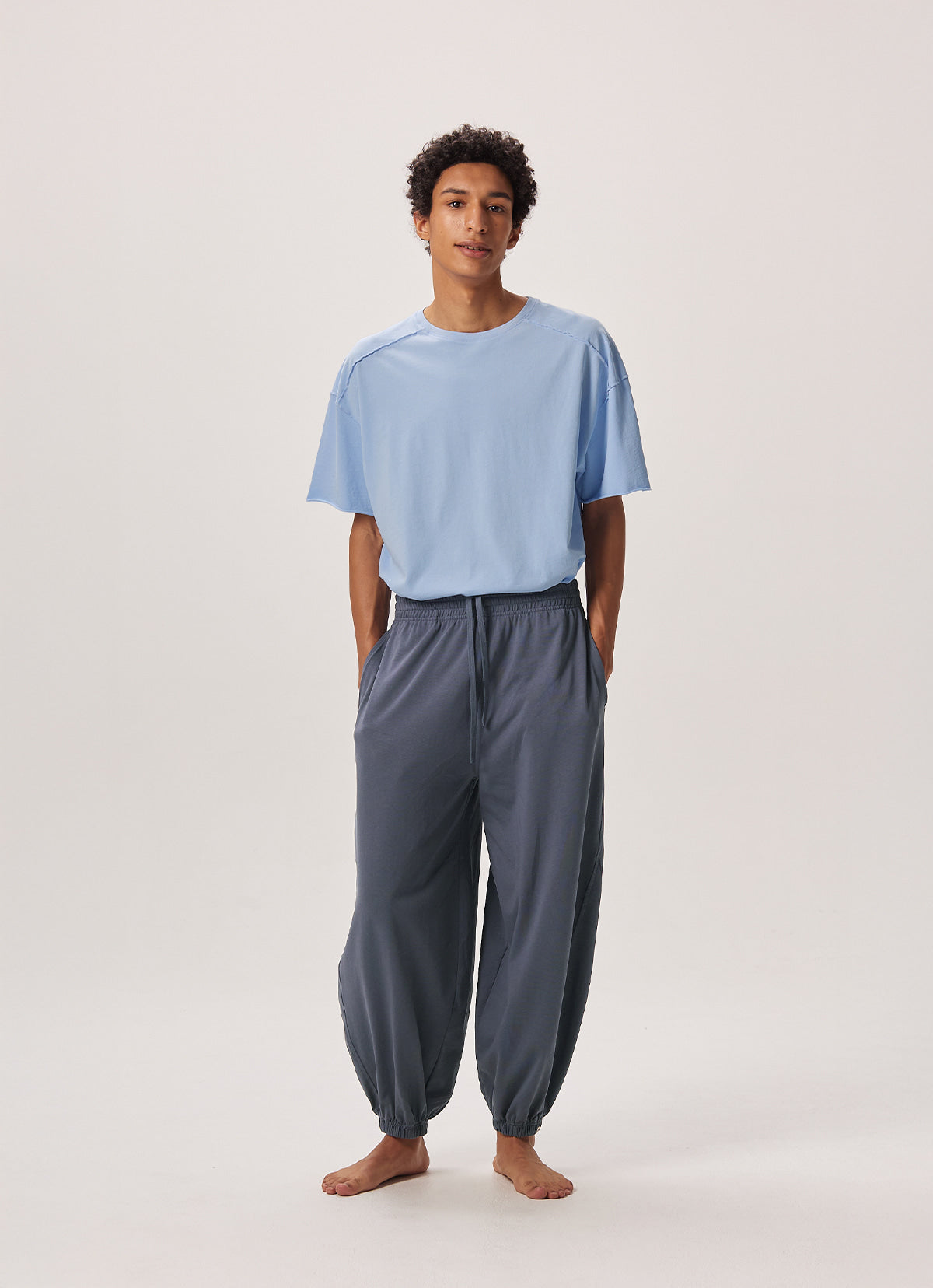 Diagonal jogger pants (Unisex)_Grisaille