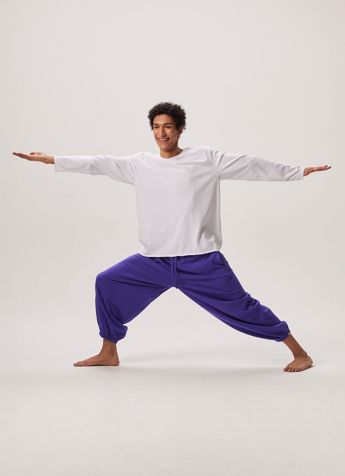 Diagonal jogger pants (Unisex)_Purple