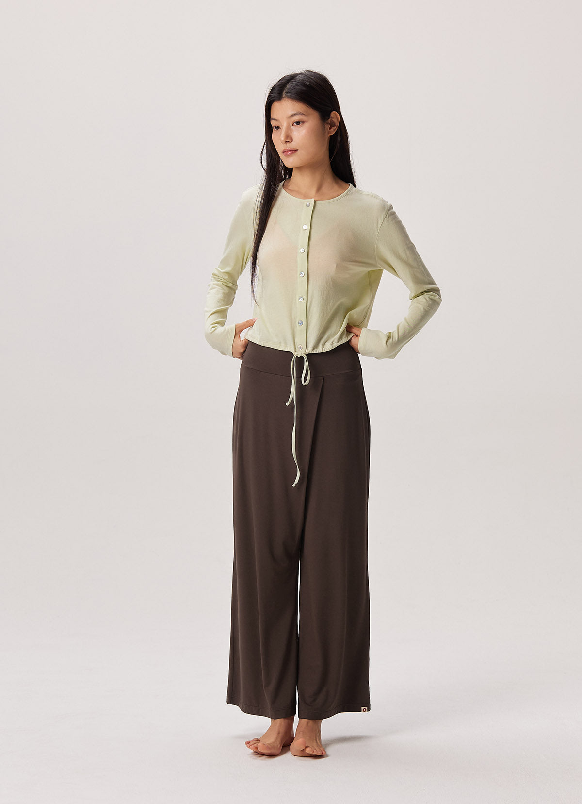 Tied cardigan_Lint