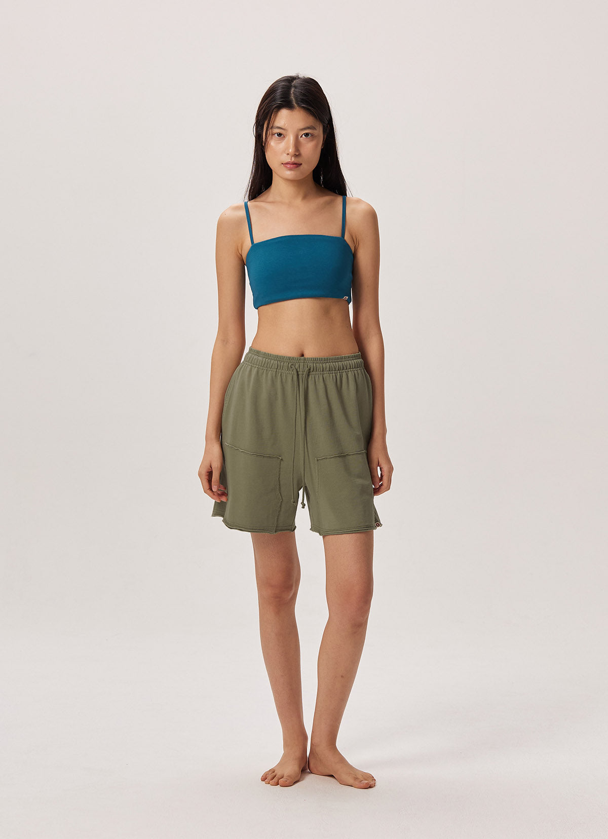 Out pocket shorts (Unisex)_Khaki