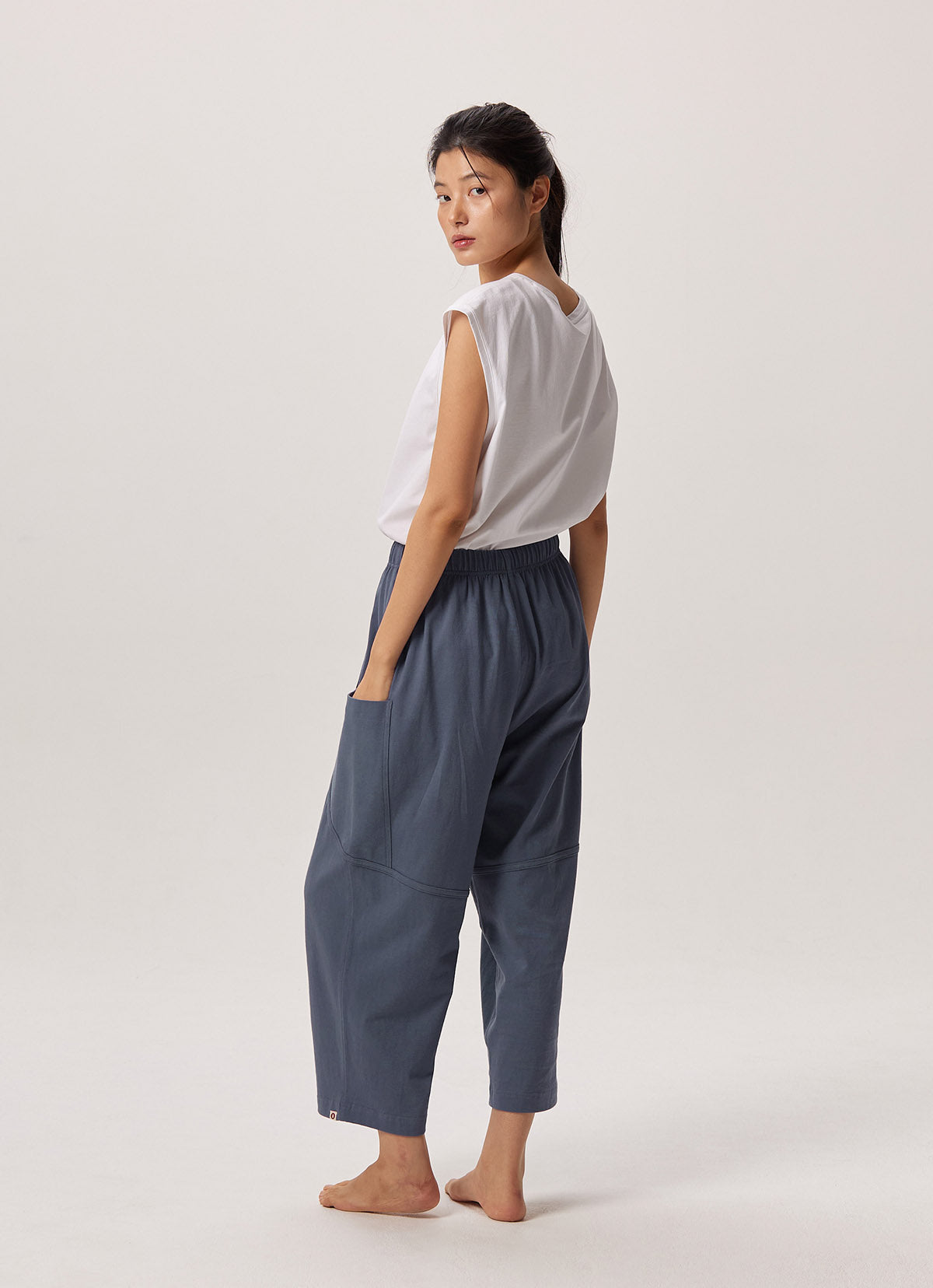 Out pocket crop pants (Unisex)_Grisaille