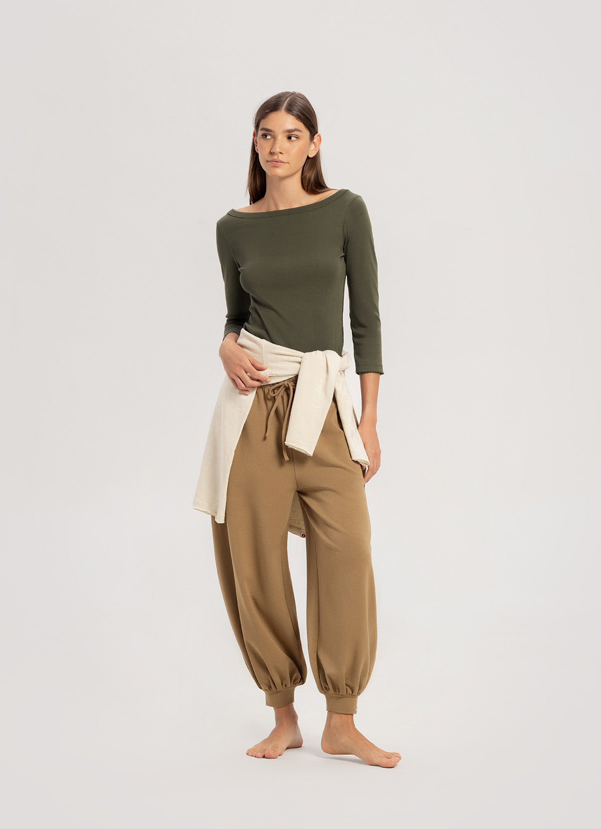 Simple volume jogger (Unisex)_Lead Gray