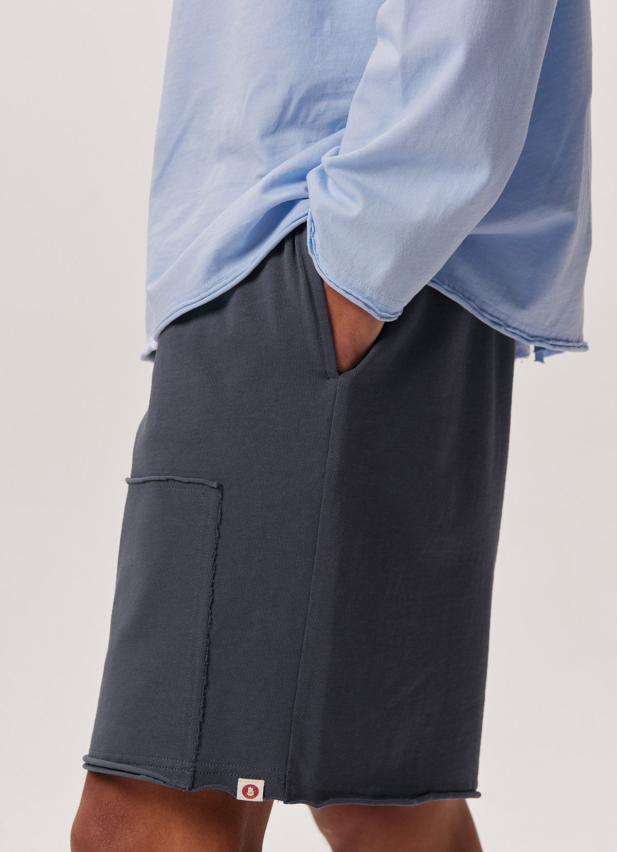 Out pocket shorts (Unisex)_Grisaille