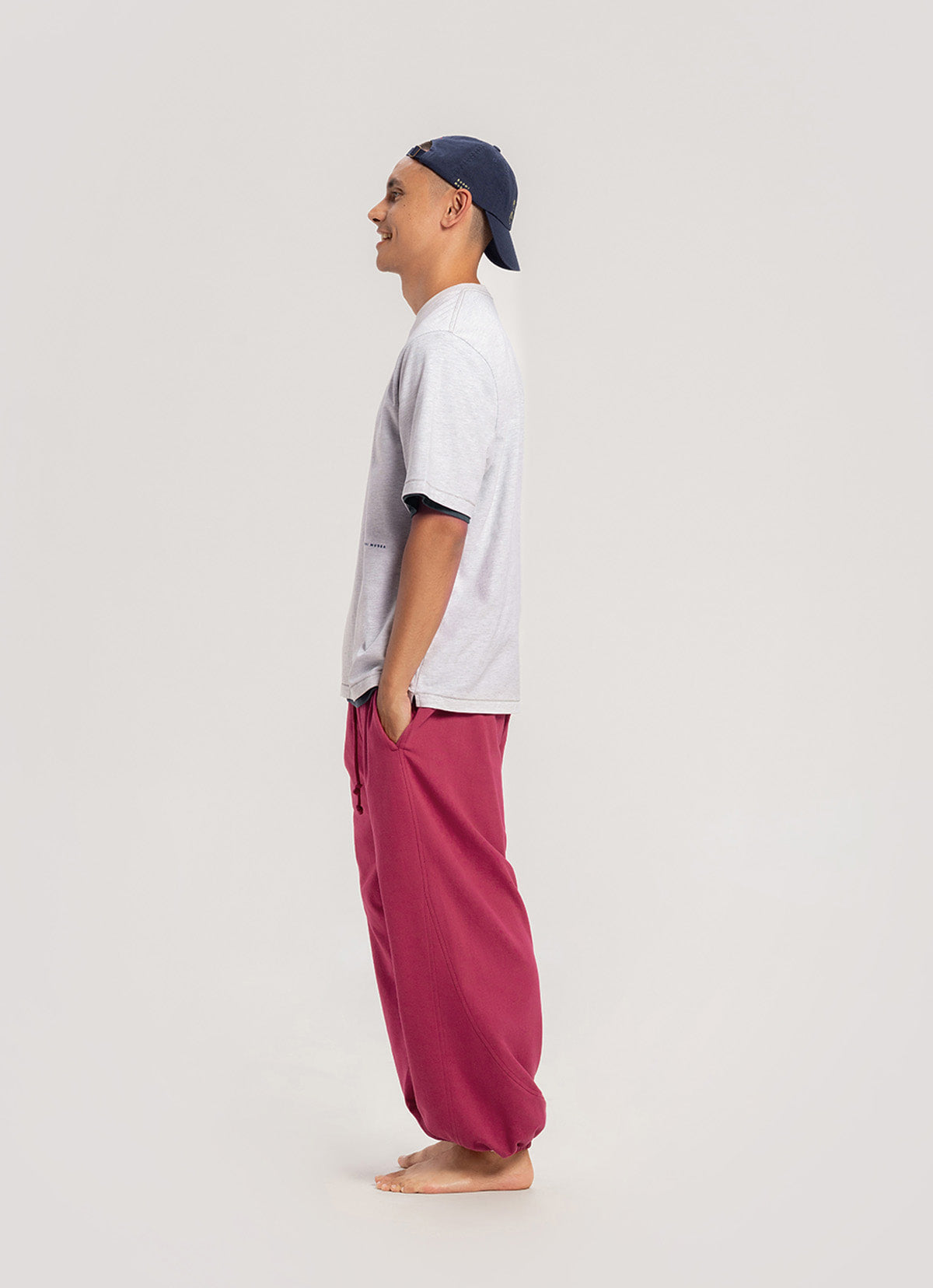 Diagonal jogger pants (Zurry ver.) (Unisex)_Red Bud