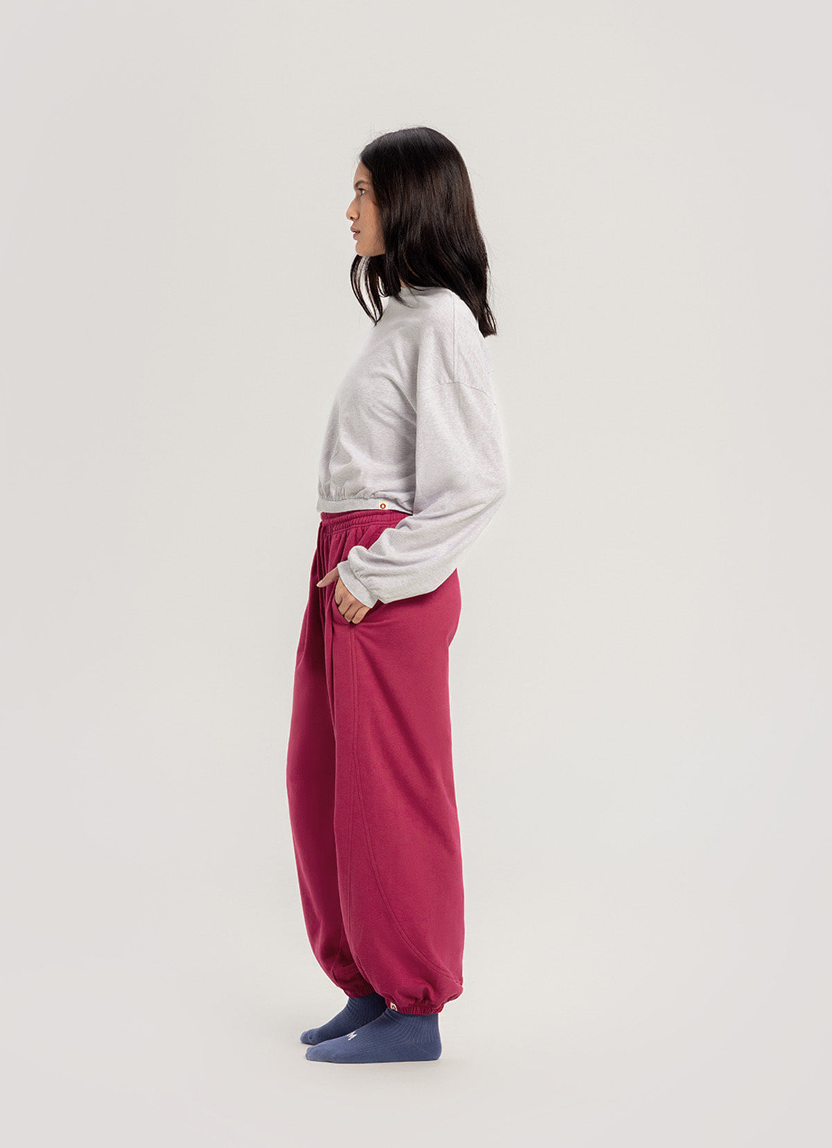 Diagonal jogger pants (Zurry ver.) (Unisex)_Red Bud