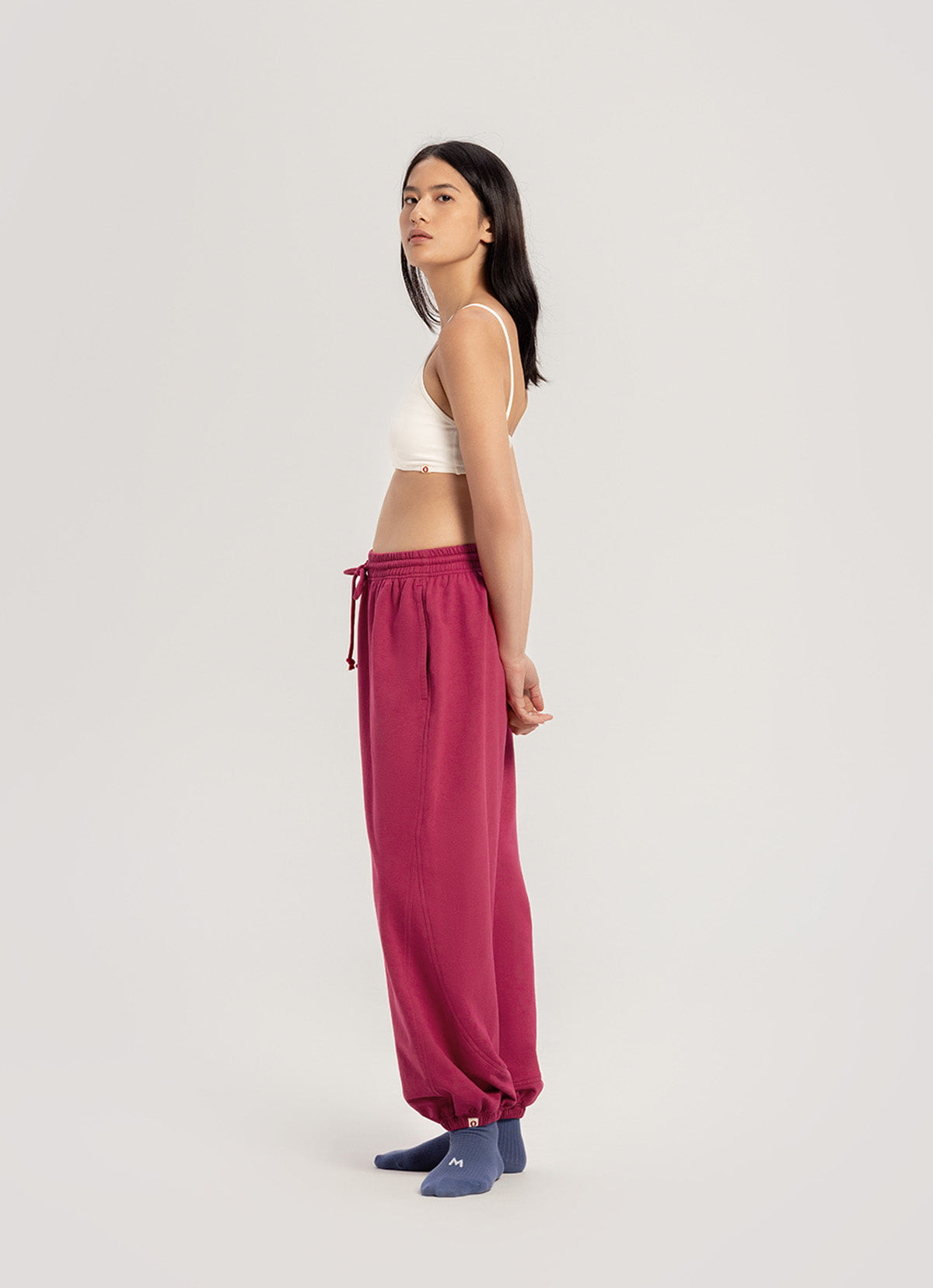 Diagonal jogger pants (Zurry ver.) (Unisex)_Red Bud