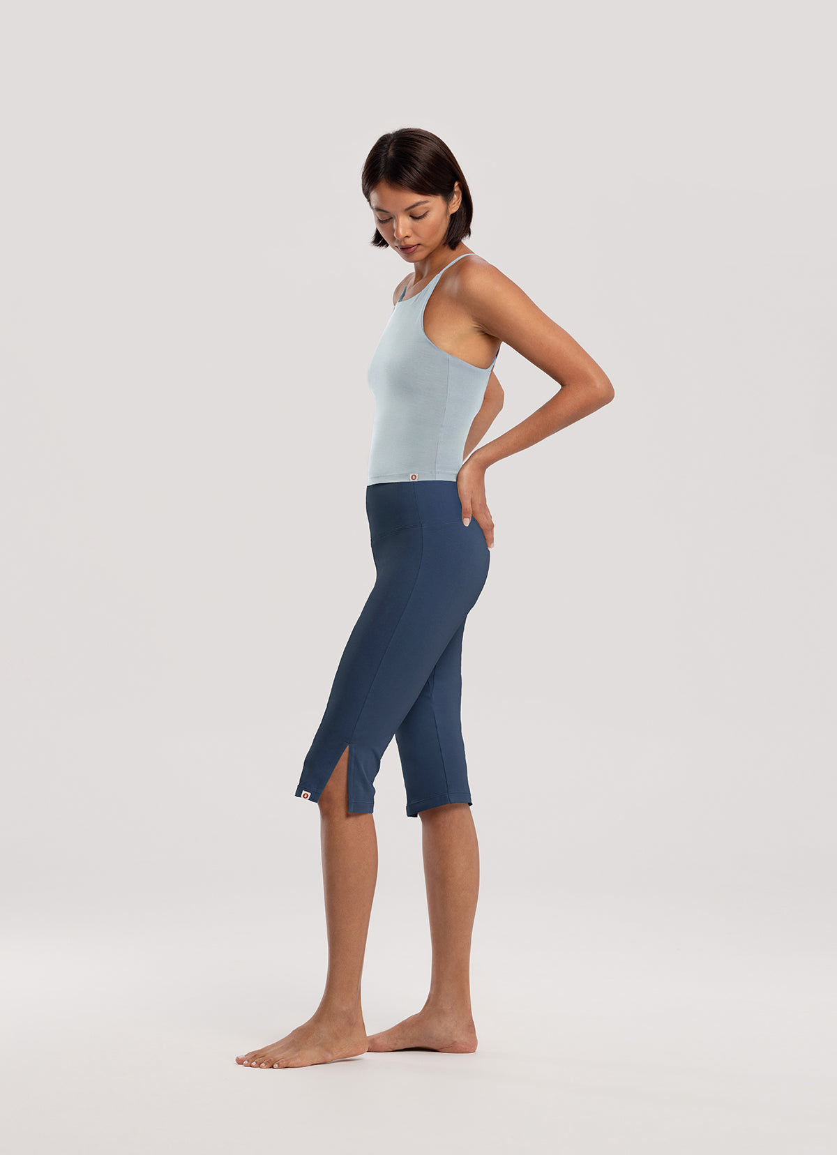 [Movement Line] Triangle tank top_Niagara Mist