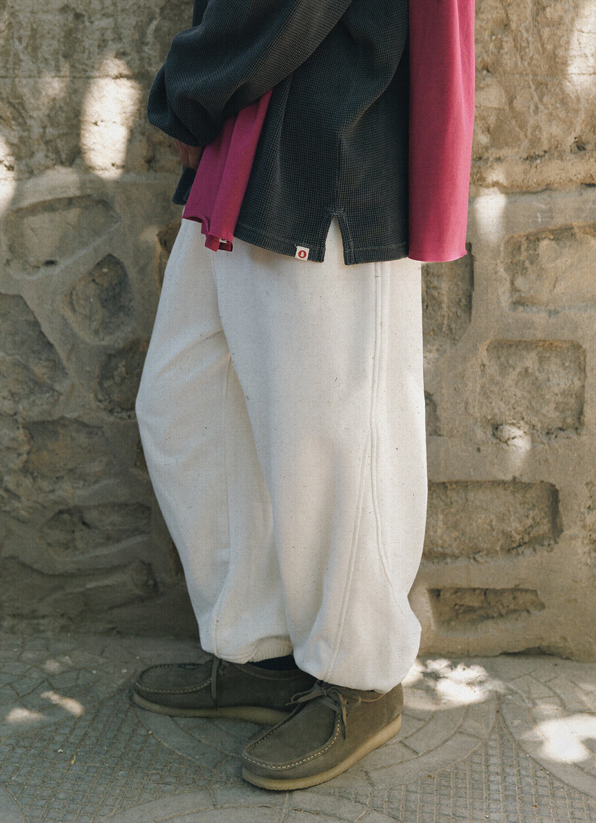 Diagonal jogger pants (Zurry ver.) (Unisex)_Tofu