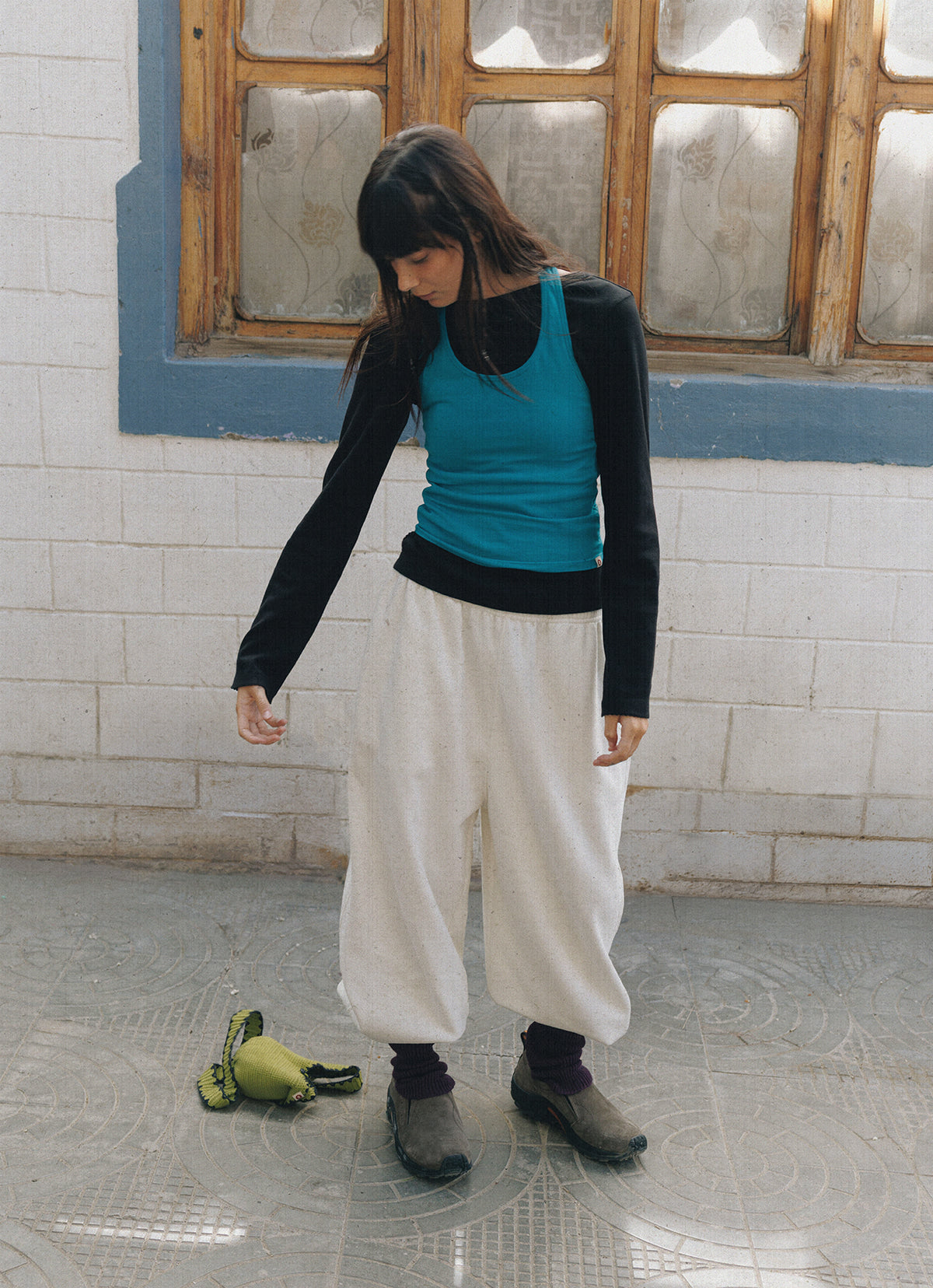 Diagonal jogger pants (Zurry ver.) (Unisex)_Tofu