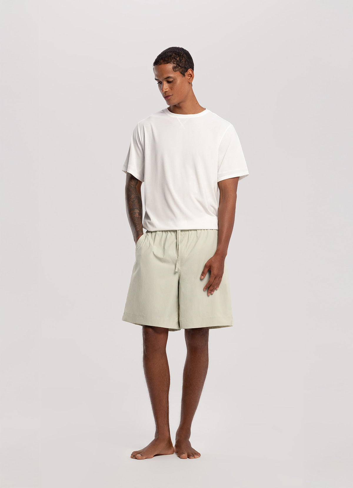 Light shorts (for Men)_Celadon Tint
