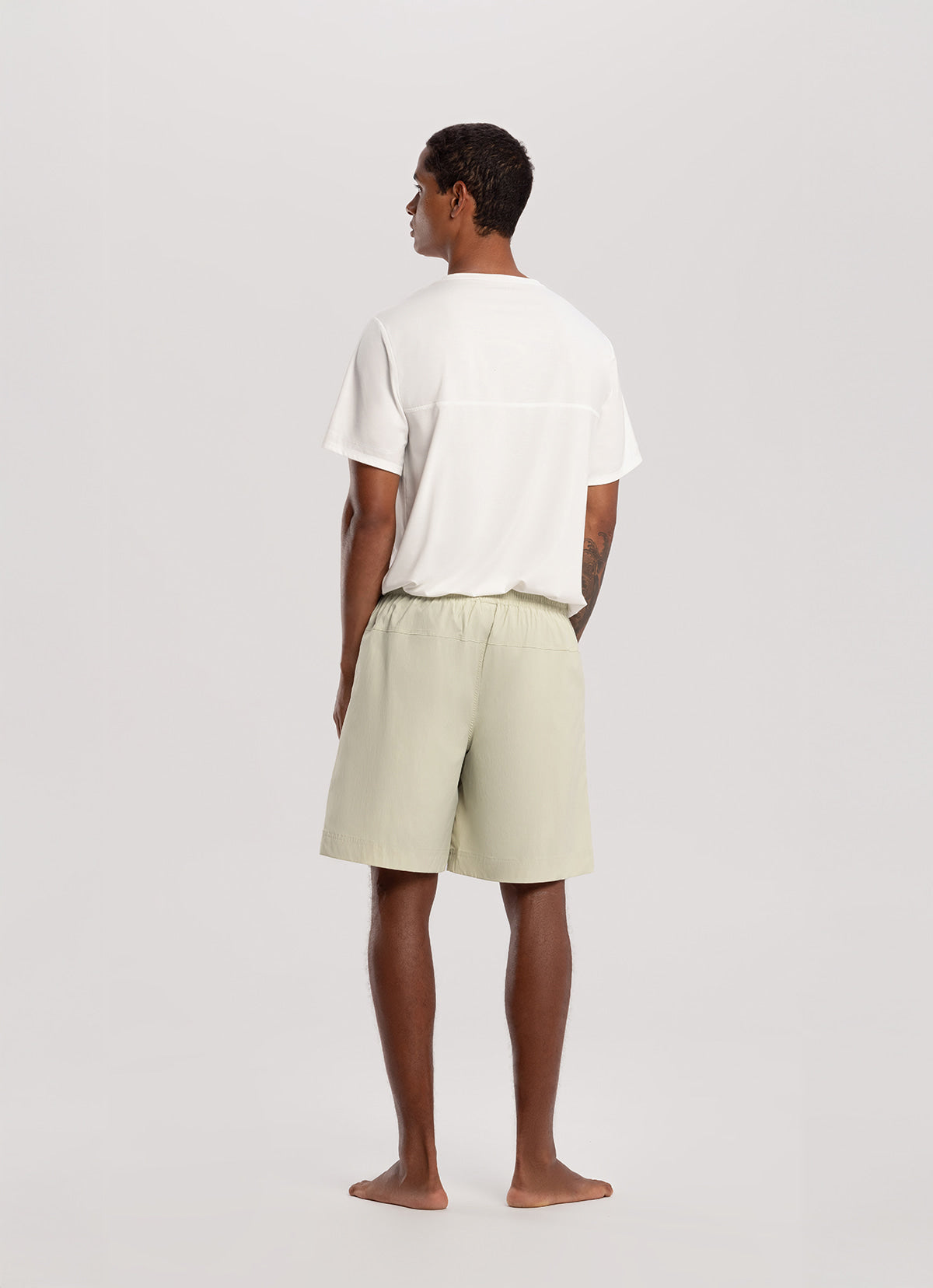 Light shorts (for Men)_Celadon Tint