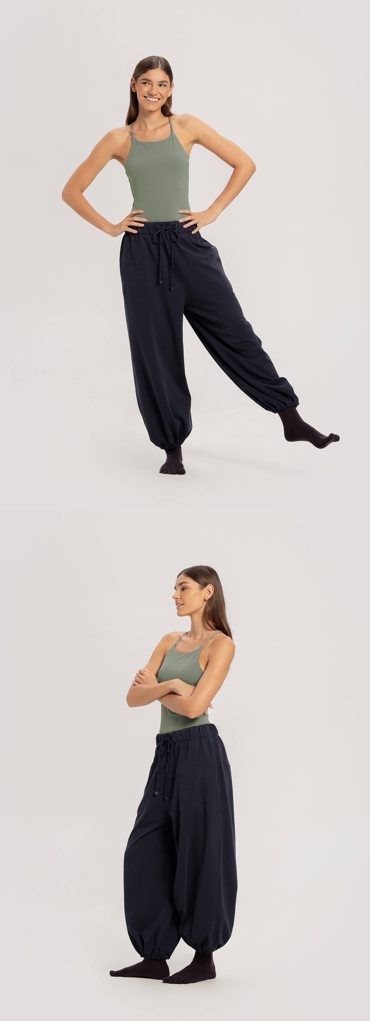 [Movement Line] Triangle tank top_Sea Spray