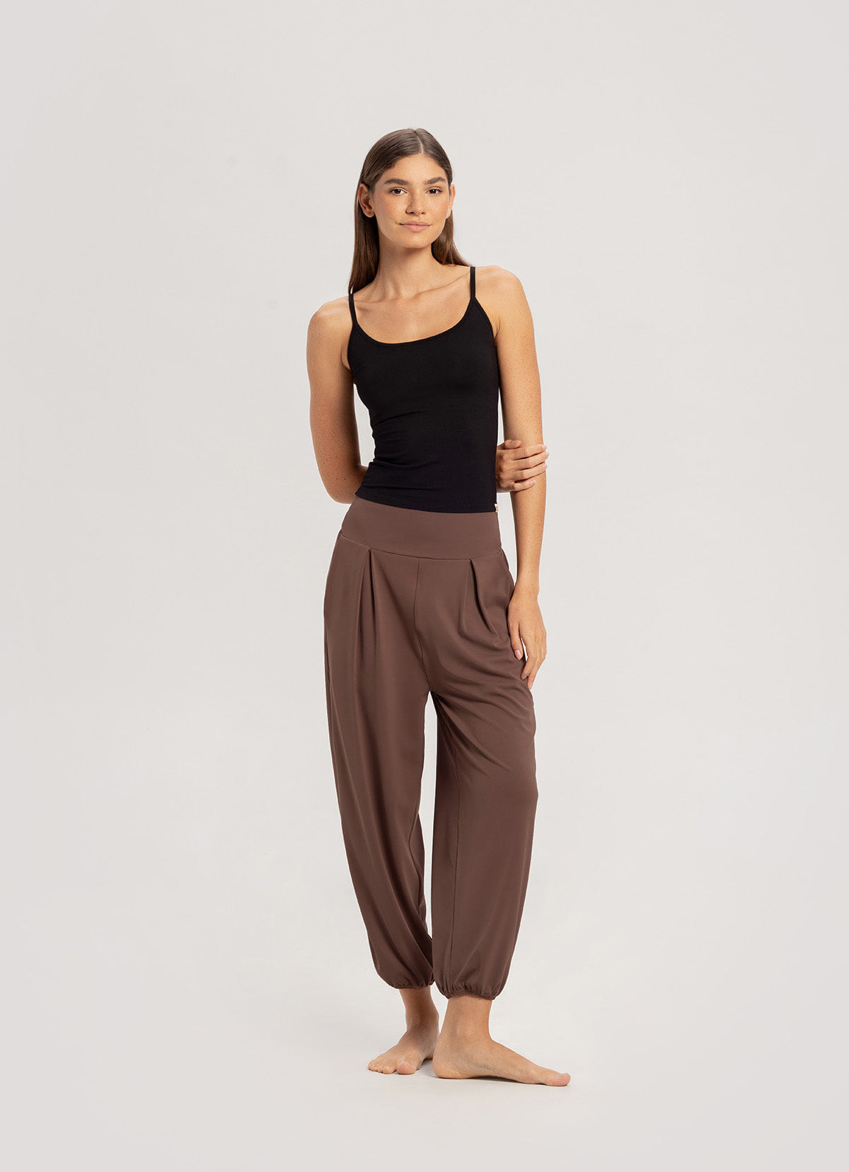 [Movement Line] Nava pants_Peppercorn