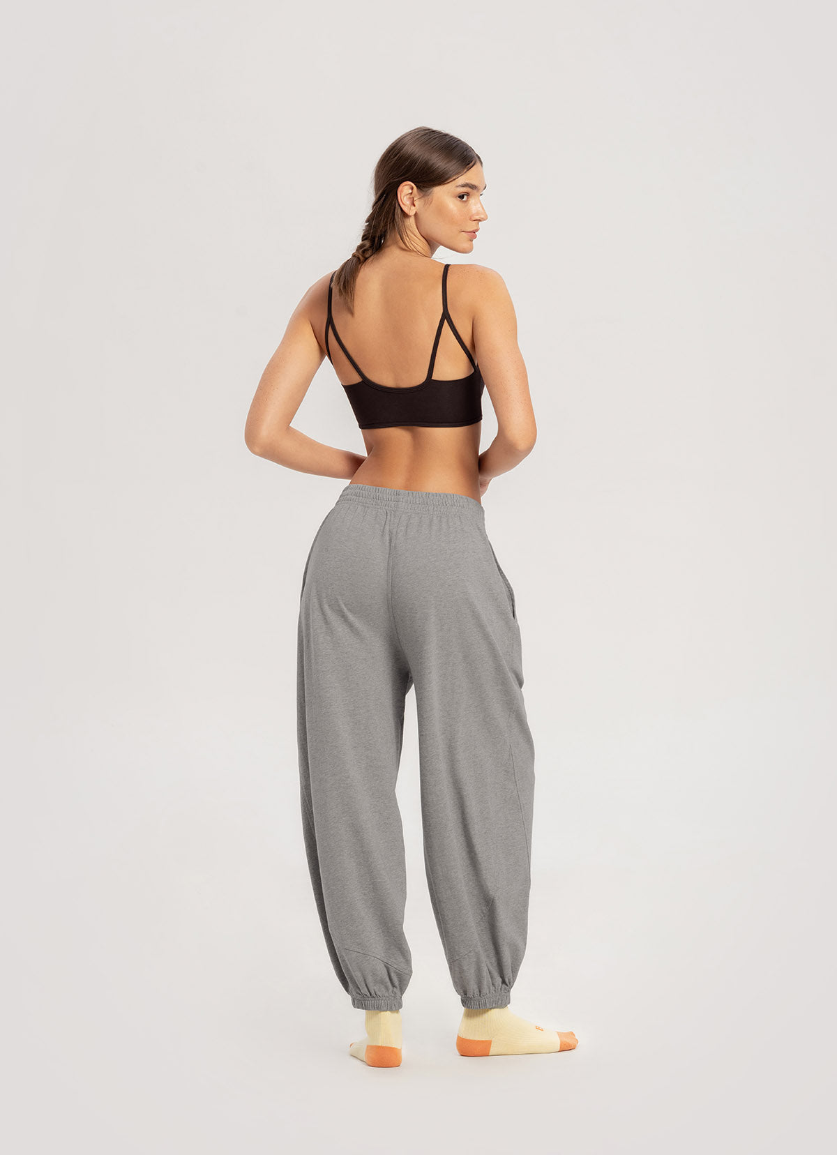 Diagonal jogger pants (Unisex)_Dark Melange Grey