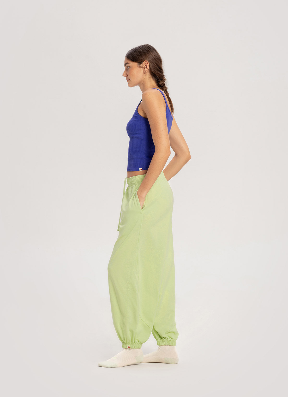 Diagonal jogger pants (Unisex)_Reed