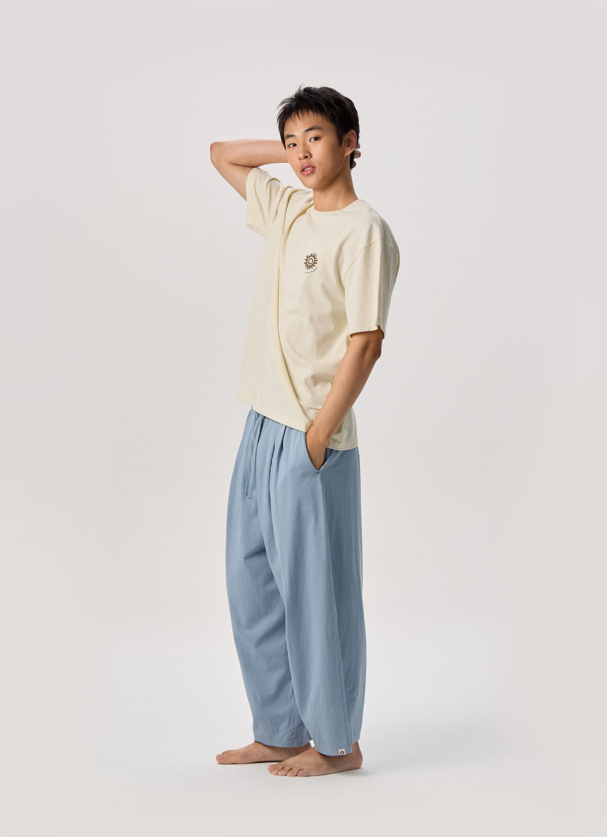 Surya drawing T (Unisex)_White Asparagus