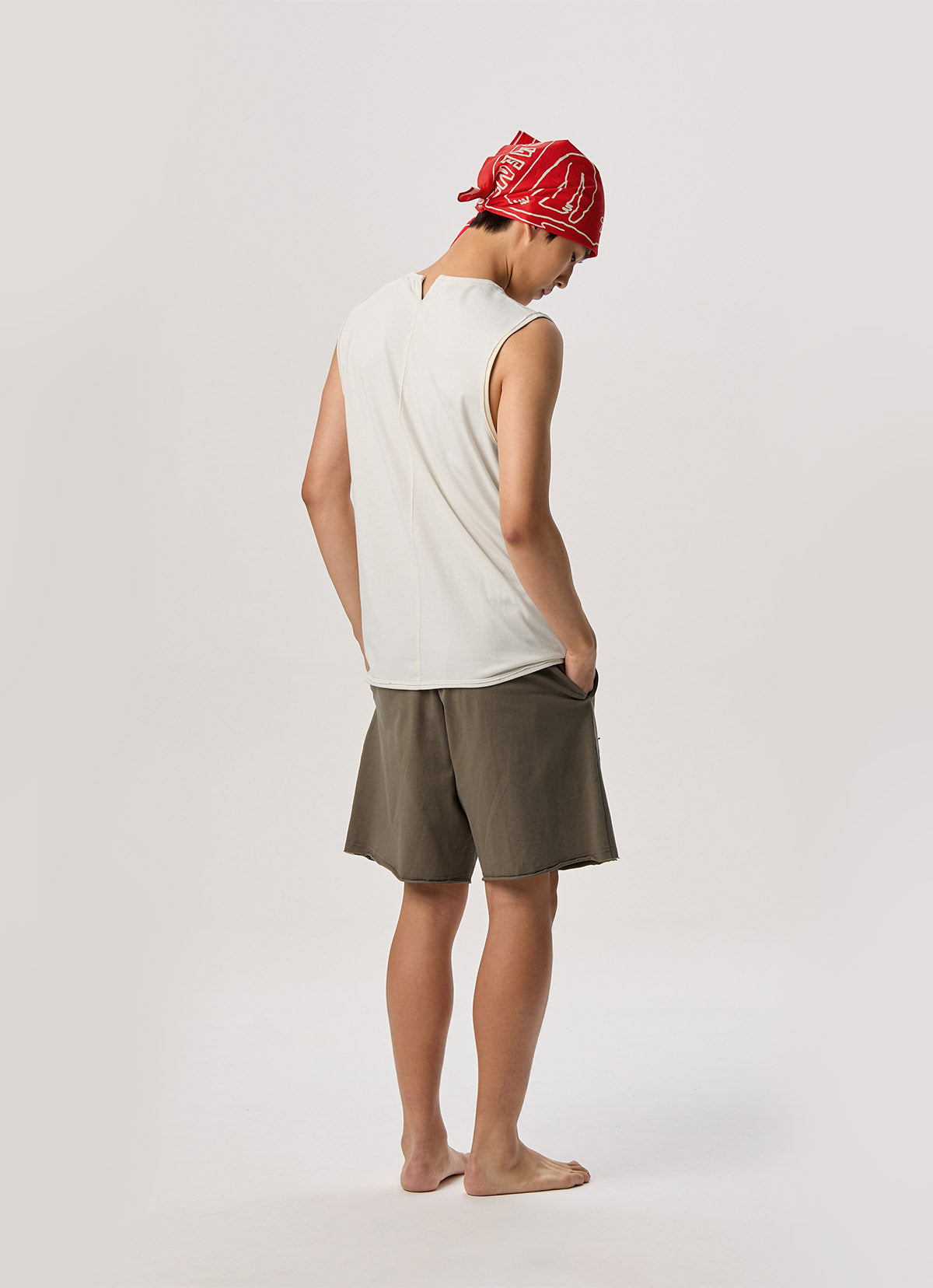 V slit sleeveless (Unisex)_Star White