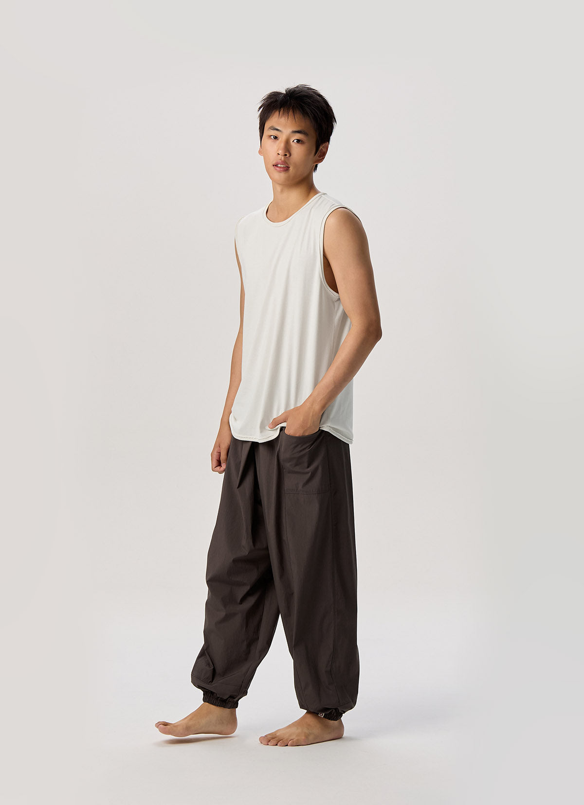 V slit sleeveless (Unisex)_Star White