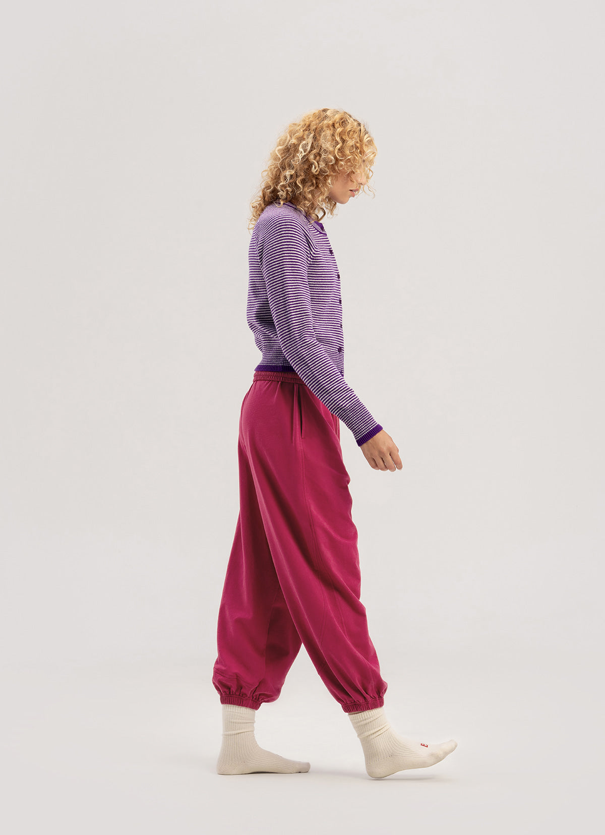 Diagonal jogger pants (Fall ver.)_Red Bud