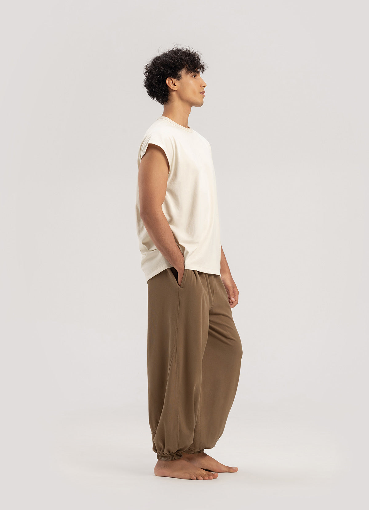 Diagonal jogger pants (Unisex)_Coca Mocha