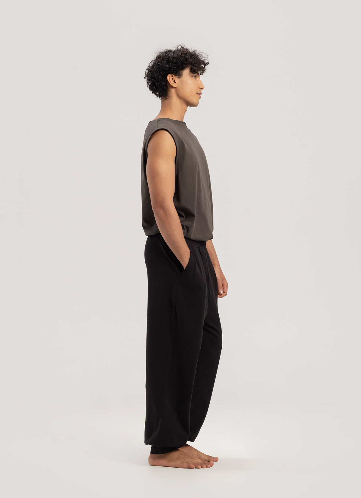 Boatneck sleeveless (Unisex)_Major Brown