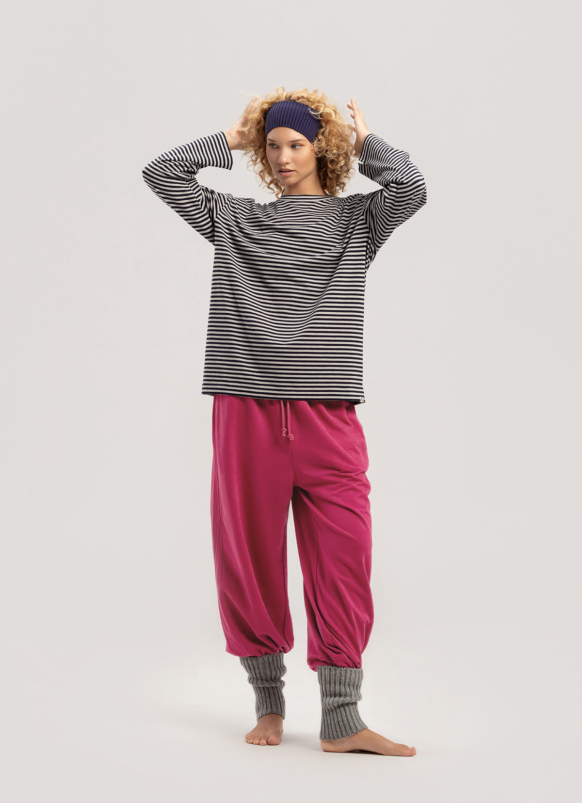Diagonal jogger pants (Zurry ver.) (Unisex)_Red Bud
