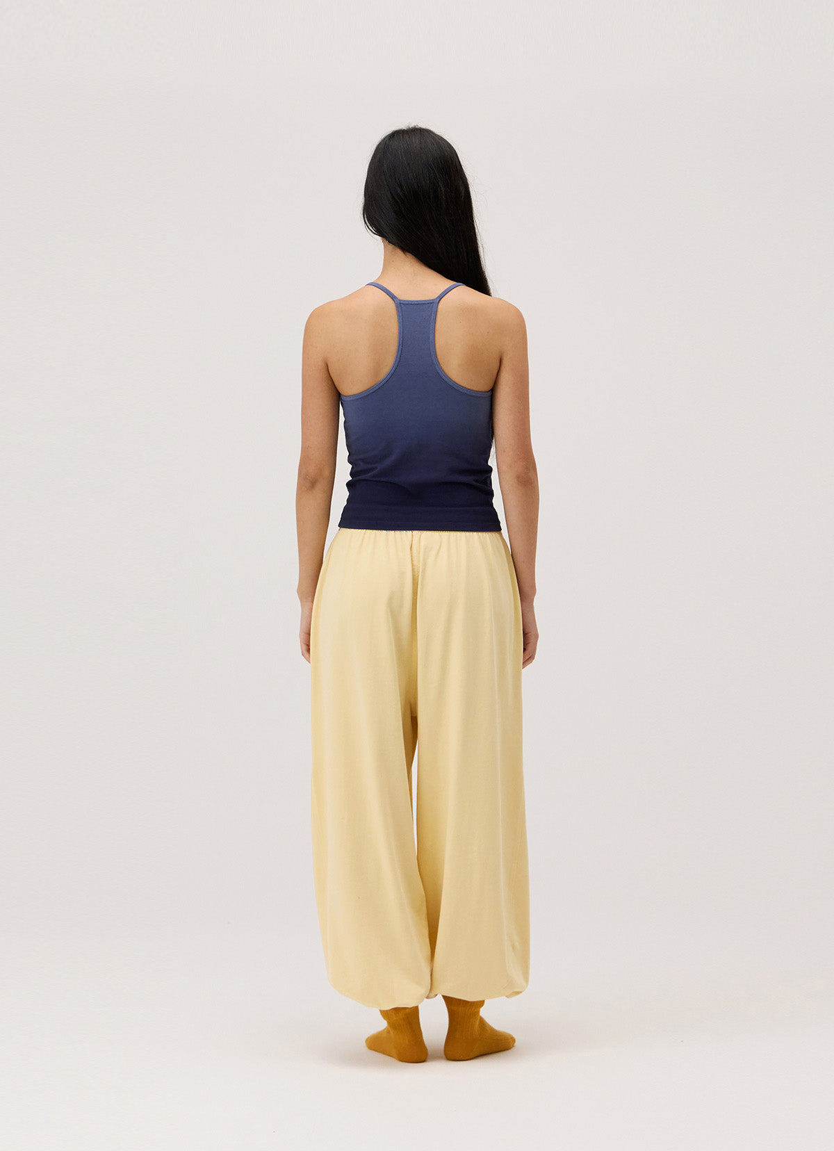 Diagonal jogger pants (Unisex)_Sunlight