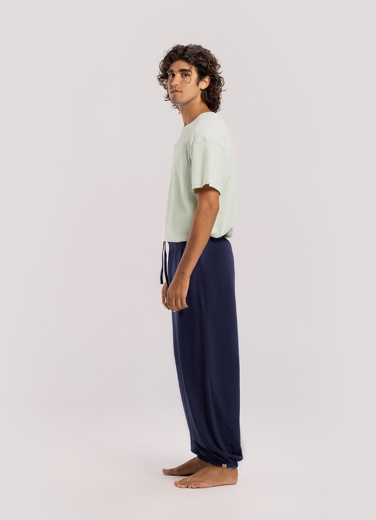 Diagonal jogger pants (Unisex)_Peacoat