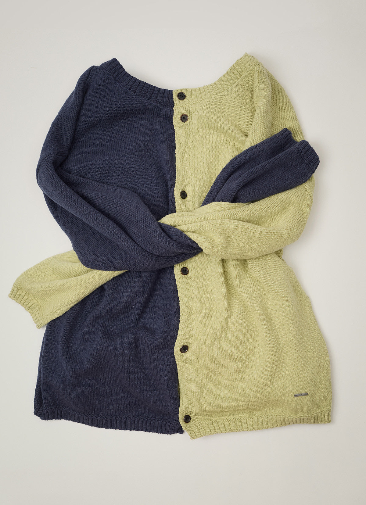 Round cardigan (Unisex)_Winter Pear