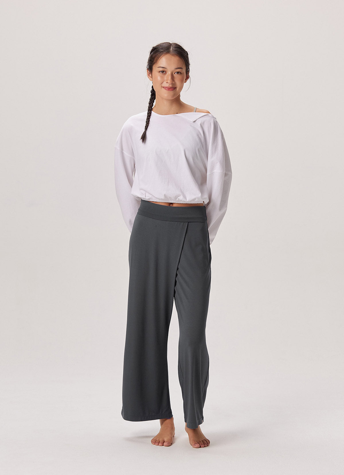Half wrap pants_Magnet
