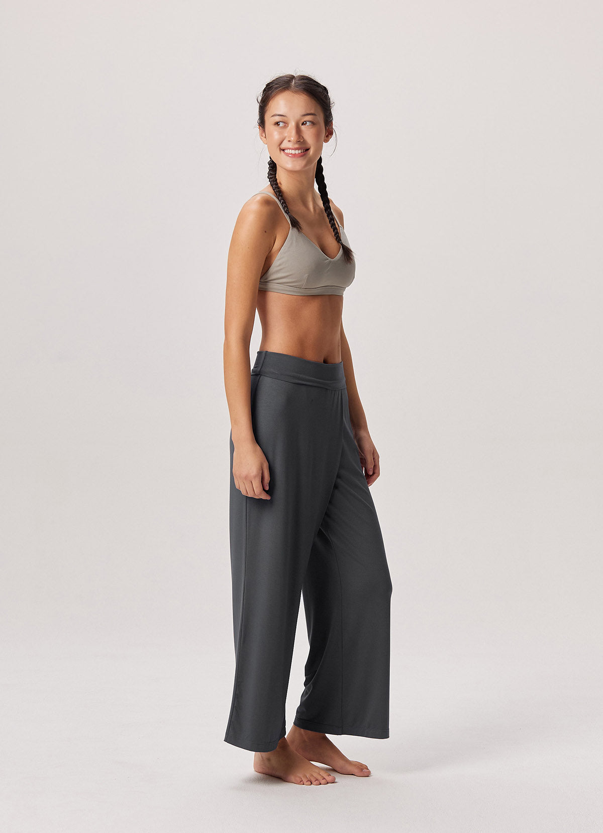 Half wrap pants_Magnet