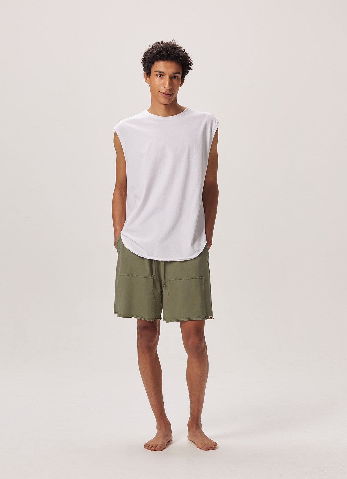 Out pocket shorts (Unisex)_Khaki