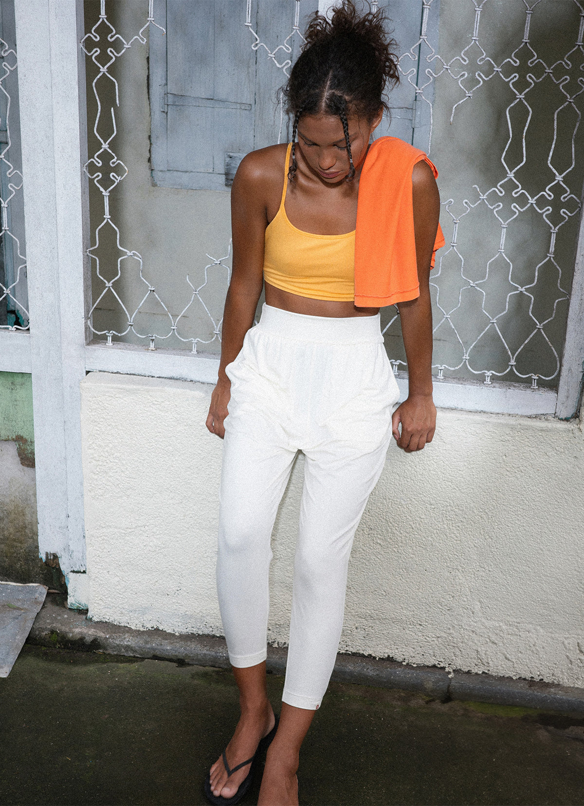 Shirring crop pants_Light Gray