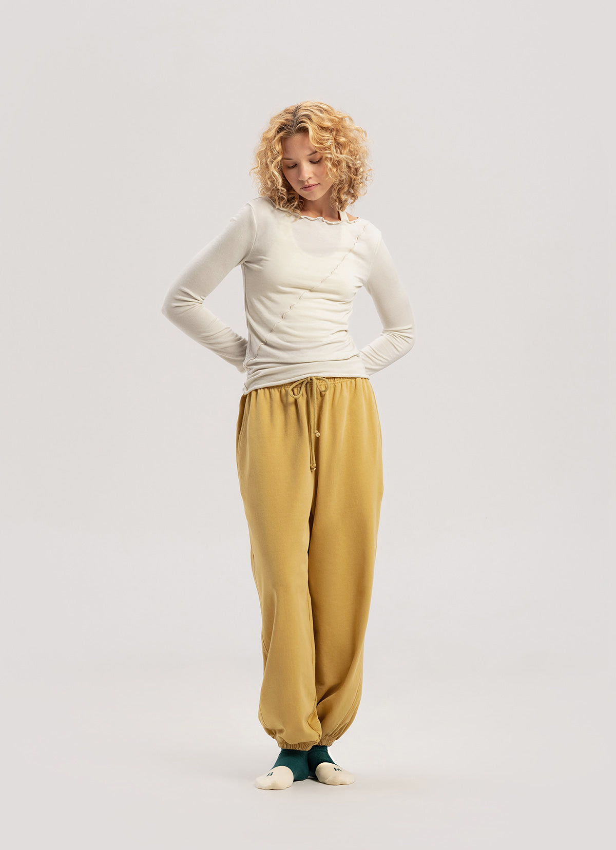 Diagonal jogger pants (Fall ver.)_Southern Moss