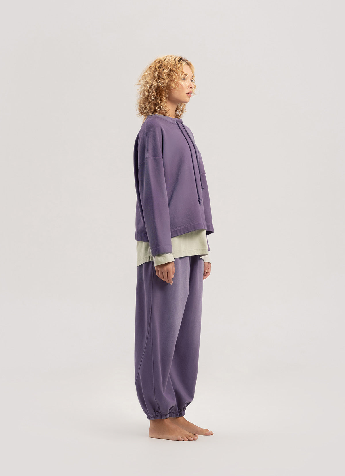 String sweatshirts (Unisex)_dyed_Mulberry Purple