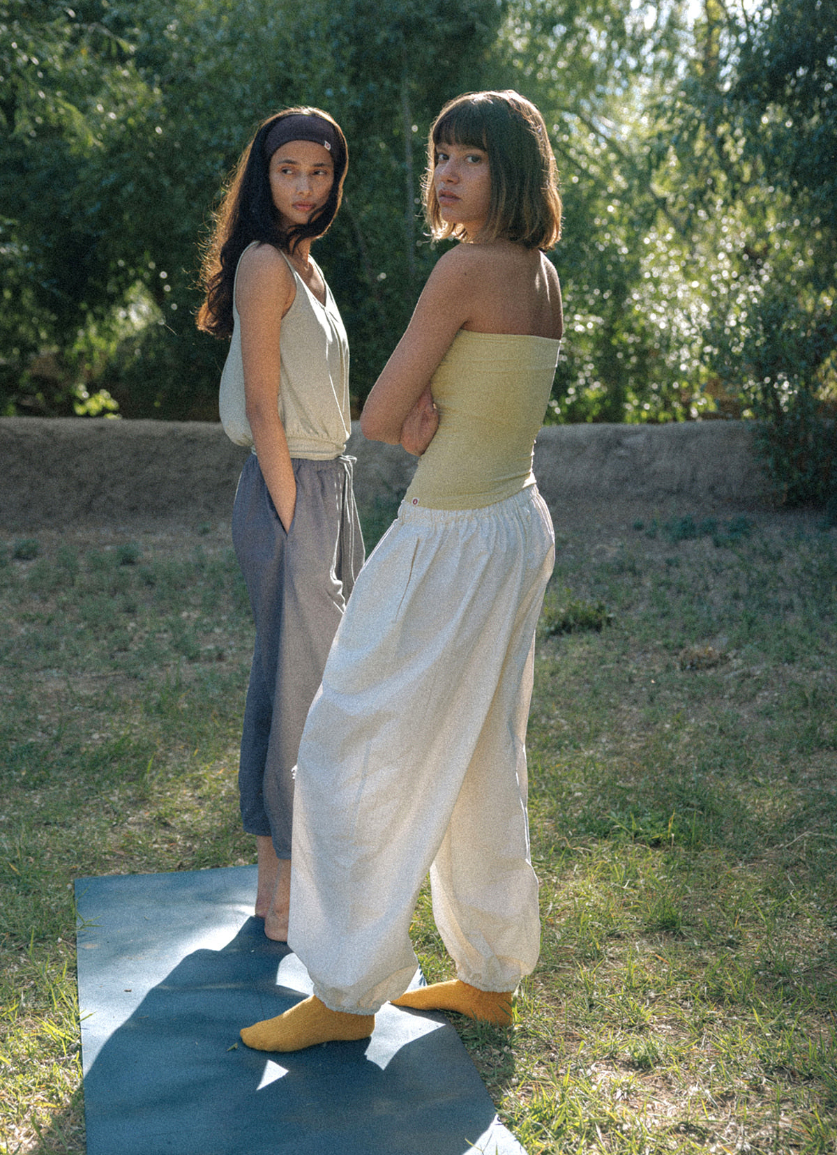 Pleats tube top (Rayon ver.)_Leek Green