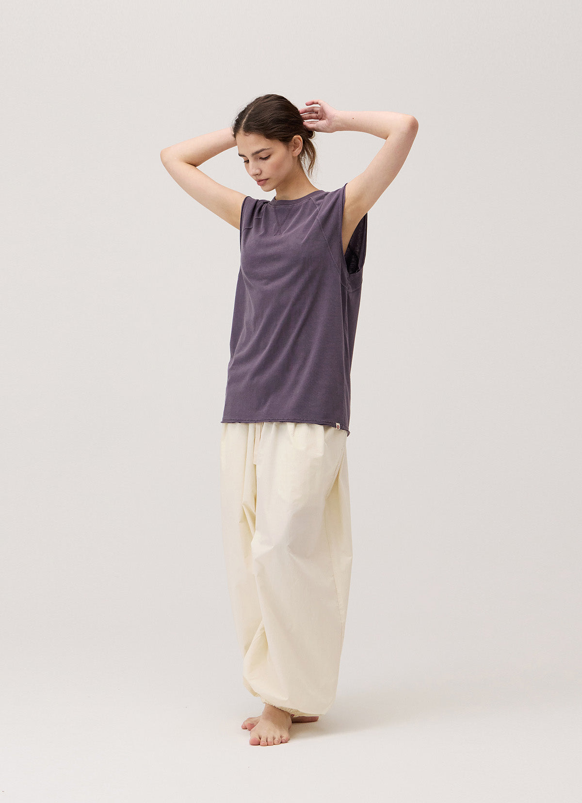 Knoll sleeveless (Unisex)_dyed_Plum Perfect