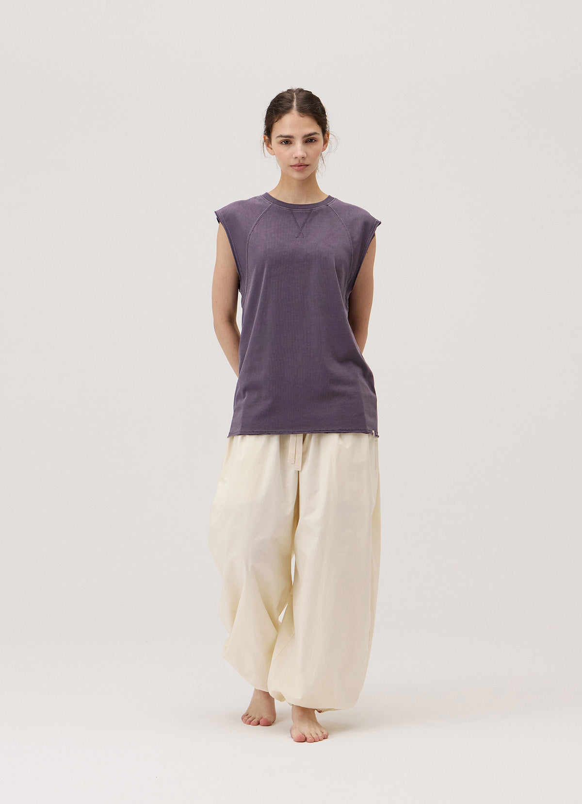 Knoll sleeveless (Unisex)_dyed_Plum Perfect