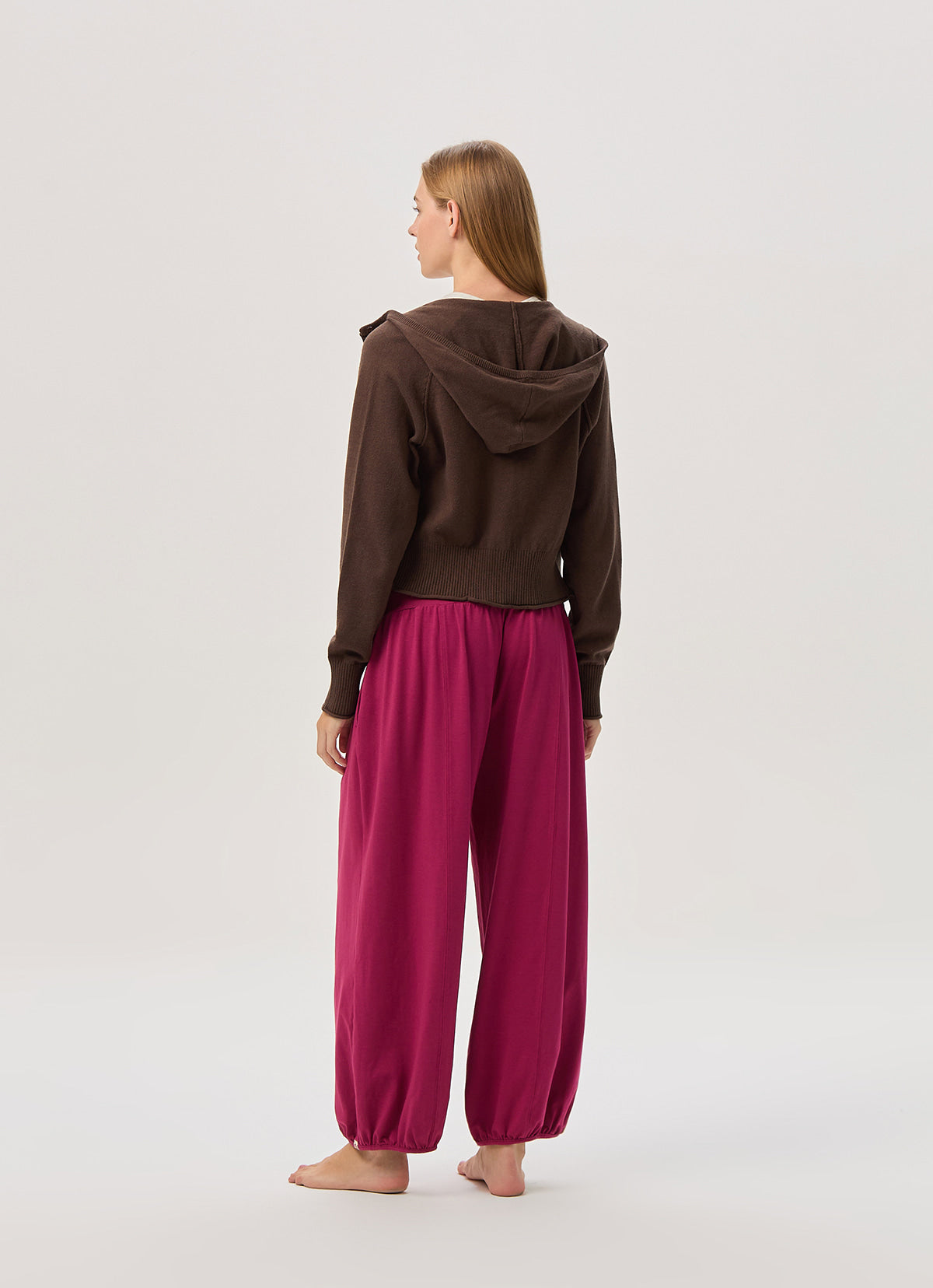 Fitted knit hoodie_Demitasse