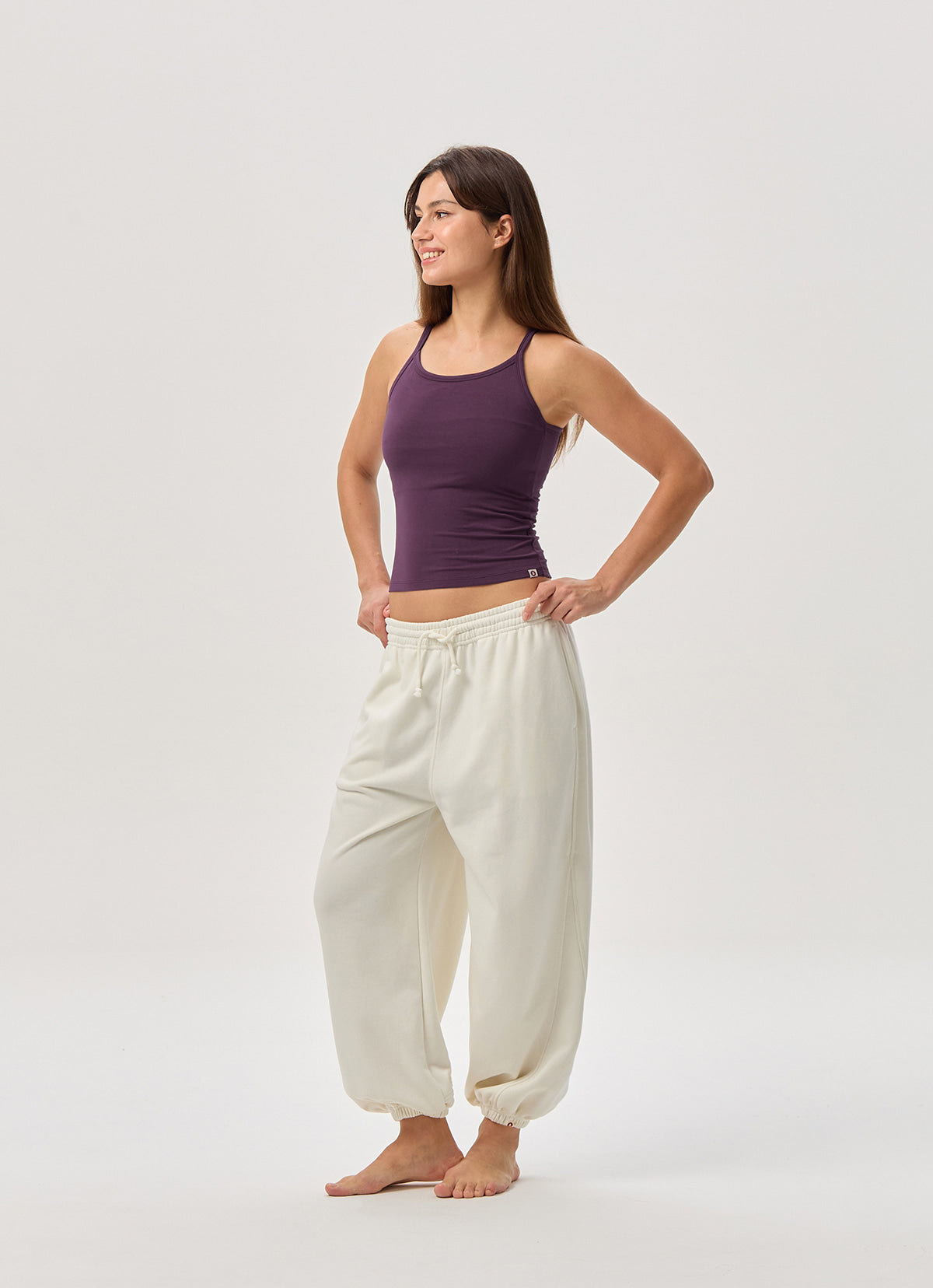 Diagonal jogger pants (Zurry ver.) (Unisex)_Tofu